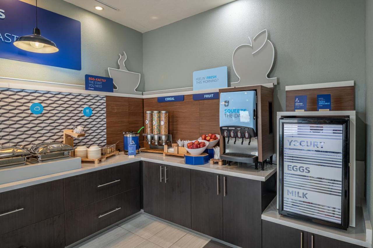 Holiday Inn Express & Suites N Waco Area - West By Ihg Extérieur photo